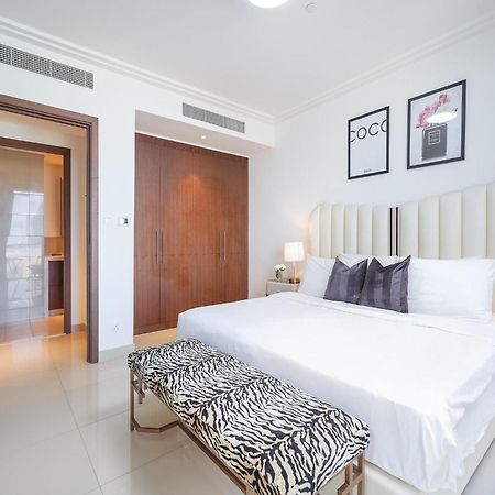 Luxurious Stylish Apartments Across Dubai Mall Burj Khalifa City Views Esterno foto
