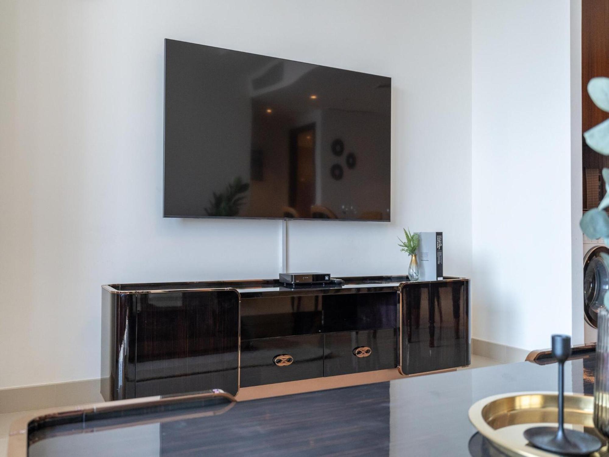 Luxurious Stylish Apartments Across Dubai Mall Burj Khalifa City Views Esterno foto